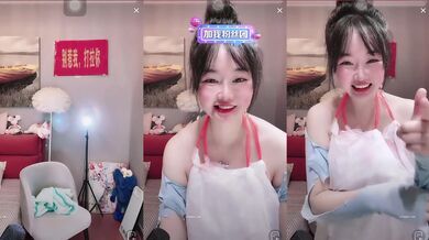 【极品稀缺魔手外购】最新《疯狂抖音》外篇《抖音擦边13》颜值美女主播各显神通 闪现 刺激自慰走私房 超多美女 (2)